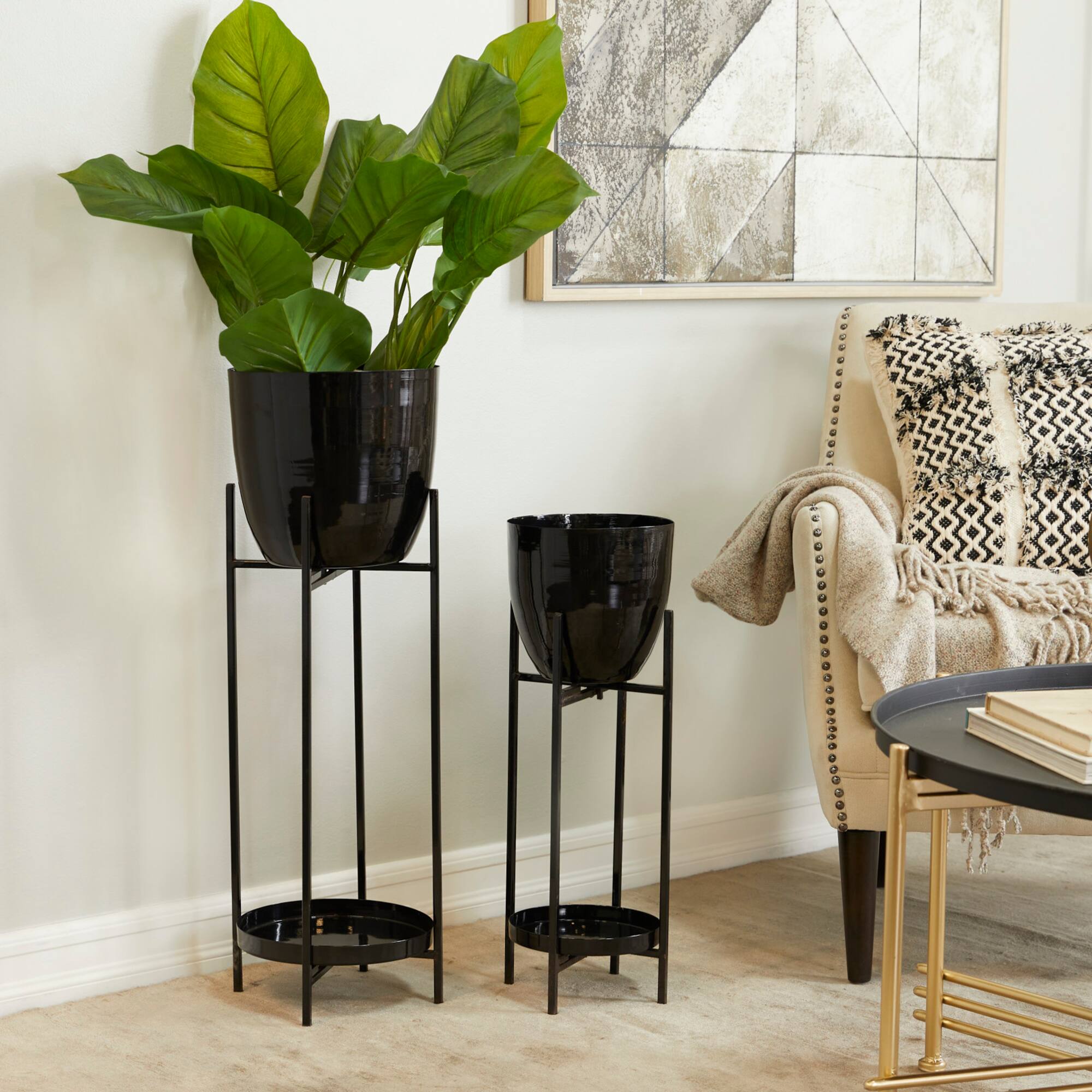 Black Metal Modern Planter, Set of 2" 32", 24"